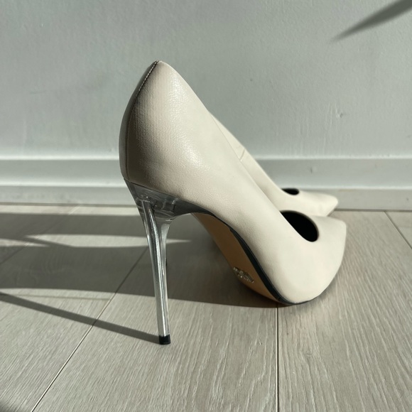 Perfect White Heels - ZARA. GREAT CONDITION ( worn once) - Picture 2 of 2